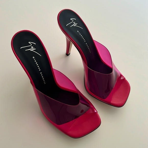 Giuseppe Zanotti Earthshine Plexi Sandals Sz 36.5 Fits Small - Picture 3 of 6